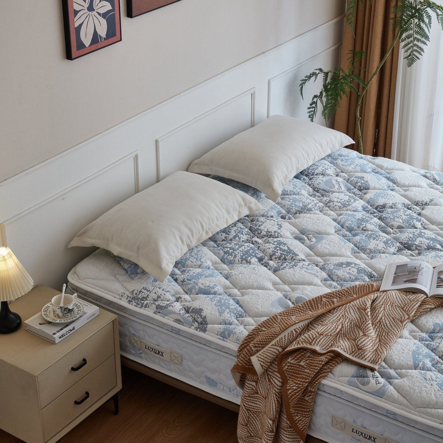 Hugg premium biocrystal mattress